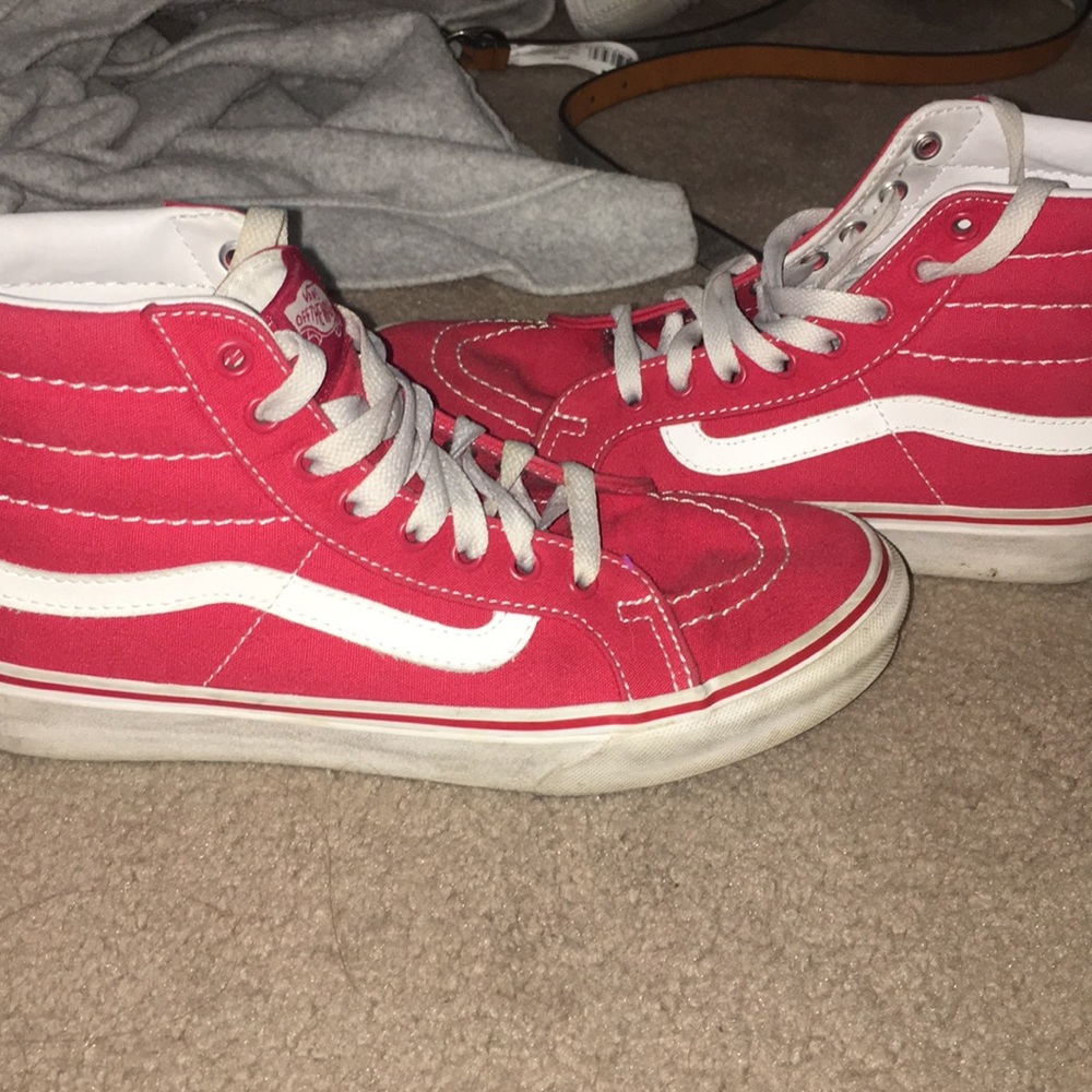 Red high top vans in great condition!!!!!!